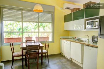 TLV Living Apartment - image 9