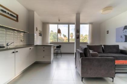 Ziv Apartments - Hayarkon 196 - image 10