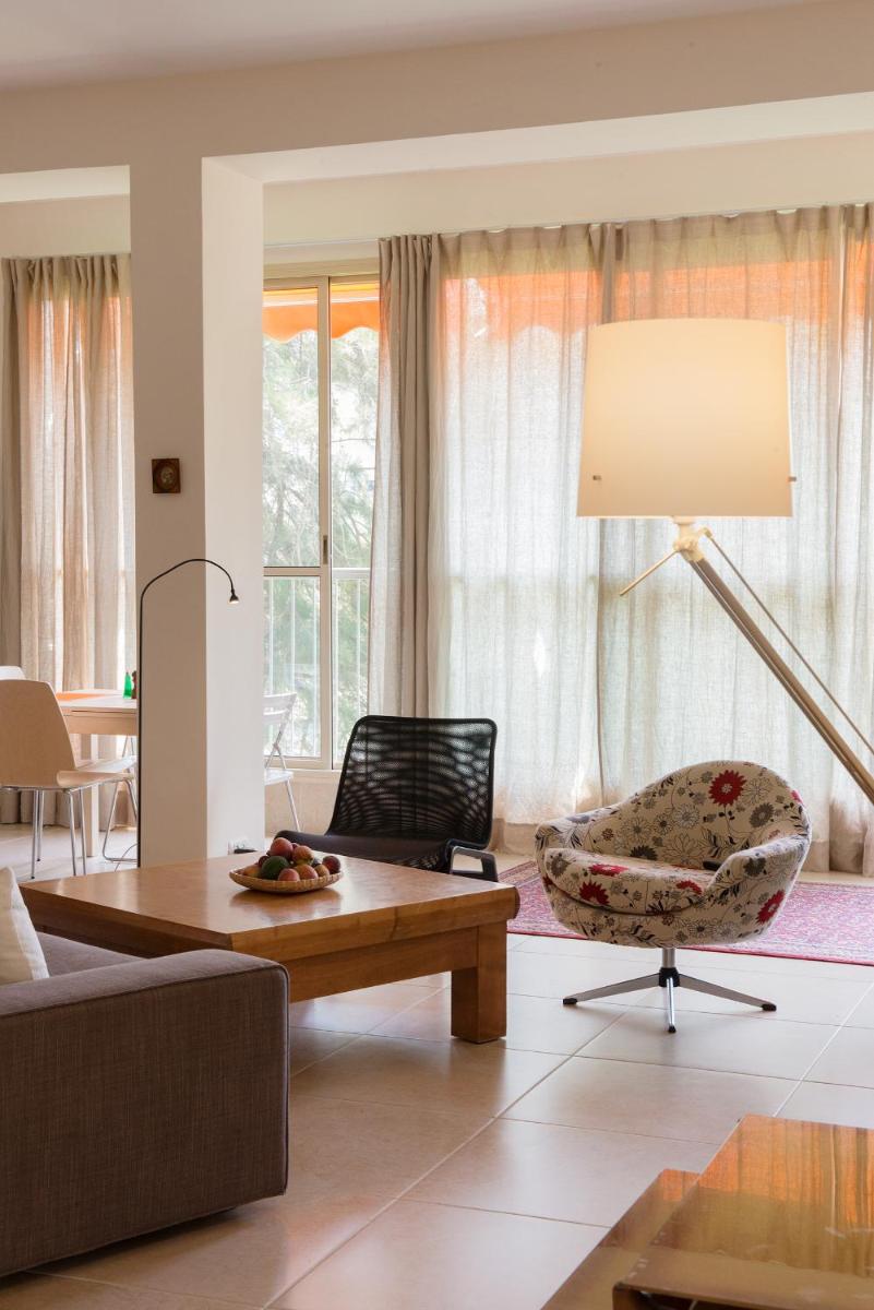 Ziv Apartments - Malkei Israel 6 A - image 7