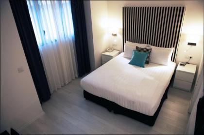 BEST WESTERN Regency Suites - image 17