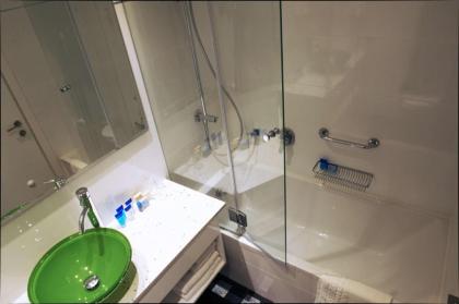 BEST WESTERN Regency Suites - image 19