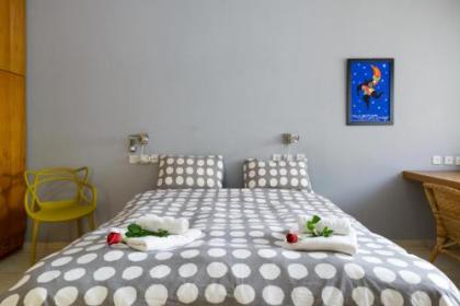 Penthouse & Terrace near Hilton by FeelHome - image 3