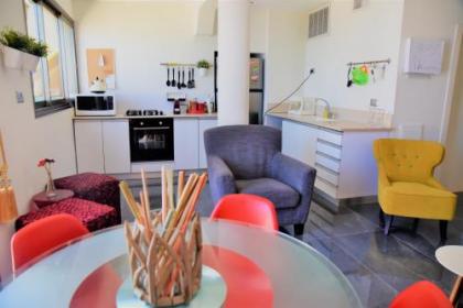 Penthouse Apartment On The Beach - image 11