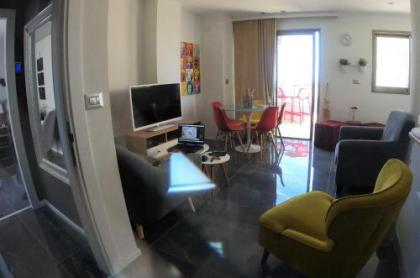 Penthouse Apartment On The Beach - image 18