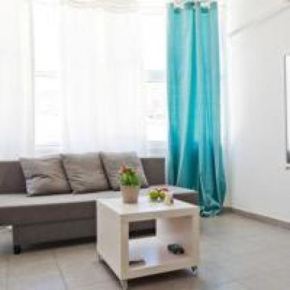 Hacarmel Apartment - image 1