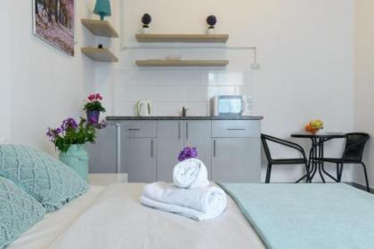 Hacarmel Apartment - image 13