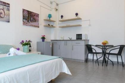 Hacarmel Apartment - image 15