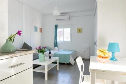 Hacarmel Apartment - image 18