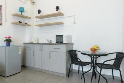 Hacarmel Apartment - image 3