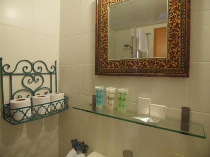 Andromeda Hill Apartments & Spa - image 13