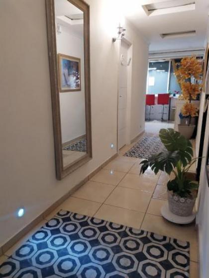 Private rooms near the beach center - image 18