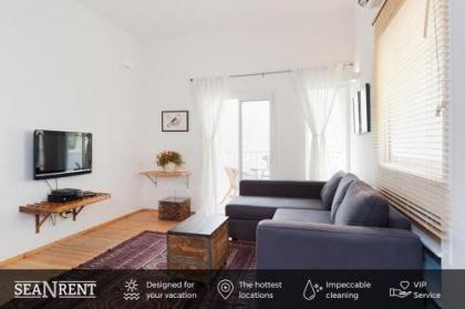 Excellent City Centre Apts w/ Balcony by Sea N' Rent - image 20