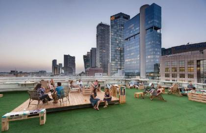 Abraham Hostel Tel Aviv - image 1