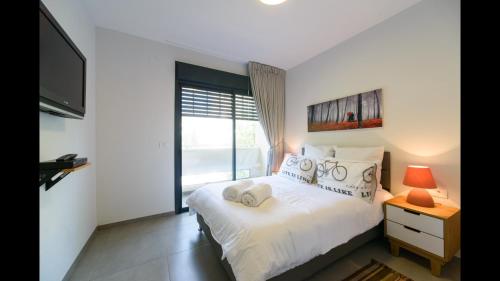 Sunny Luxury Apartments - image 3