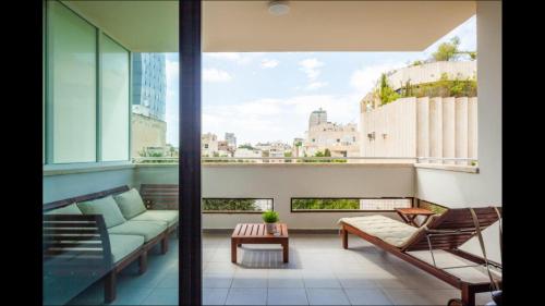 Sunny Luxury Apartments - image 4