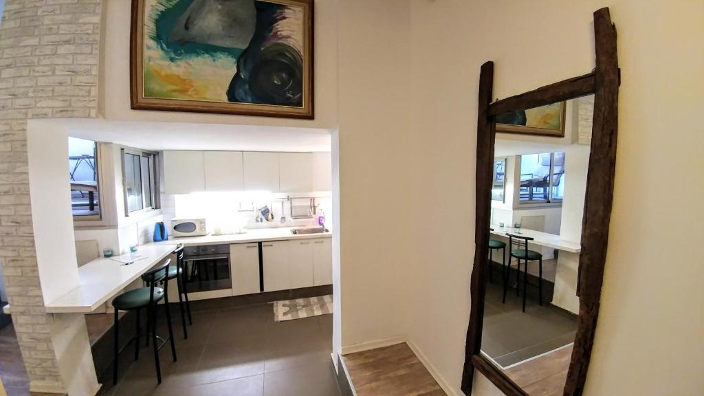 Central Stay TLV Beachfront - image 4