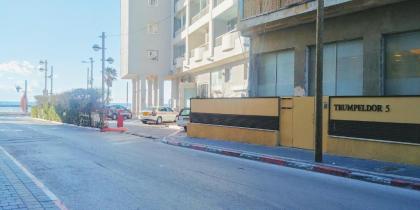 Central Stay TLV Beachfront - image 8