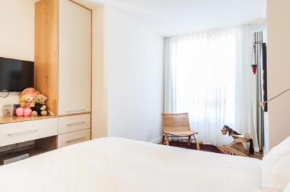Stylish & Homey 3BD Apt in the Heart of Tel-Aviv by Sea N' Rent - image 12