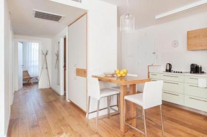 Stylish & Homey 3BD Apt in the Heart of Tel-Aviv by Sea N' Rent - image 15