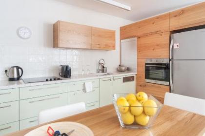 Stylish & Homey 3BD Apt in the Heart of Tel-Aviv by Sea N' Rent - image 16