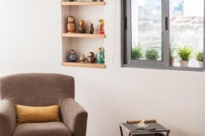 Stylish & Homey 3BD Apt in the Heart of Tel-Aviv by Sea N' Rent - image 5