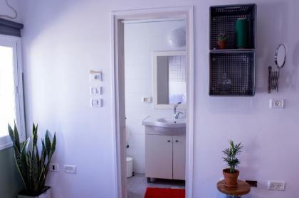 Rena's House - image 19
