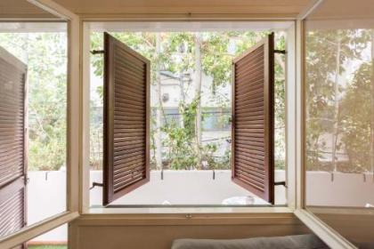 Beautiful 2Bd w/ Private Balcony by Sea N' Rent - image 6