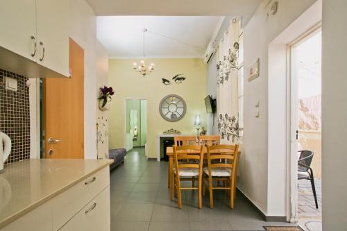 Sweet Home On The Beach - image 5