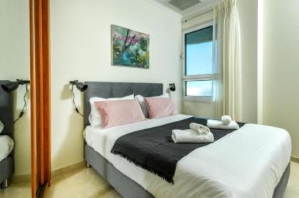 Superb Beachfront Apartments with Pool by Sea N' Rent - image 15