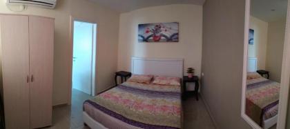 Beachfront Apartment Bat Yam 613 - image 8