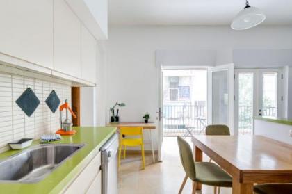 TLV2RENT Unique Dizengof Apartment - image 12