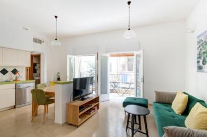 TLV2RENT Unique Dizengof Apartment - image 6
