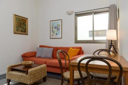 Unique Frug Apartment by TLV2rent - image 5