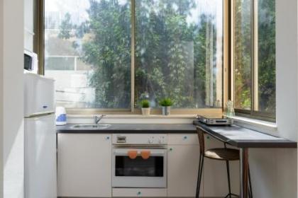 Unique Frug Apartment by TLV2rent - image 9