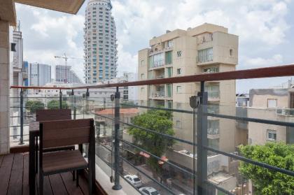 Best Location Luxuous 2BR Sea View w/parking - image 3