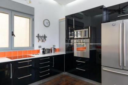 Apartment On Mapu Street - image 6
