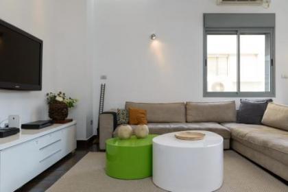 Apartment On Mapu Street - image 9