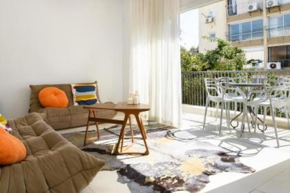 Relax & Sunny near Beach by FeelHome - image 7