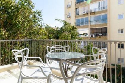Relax & Sunny near Beach by FeelHome - image 8
