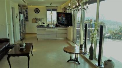 Jaffa Family Penthouse sea front  3BR 2BA - image 2
