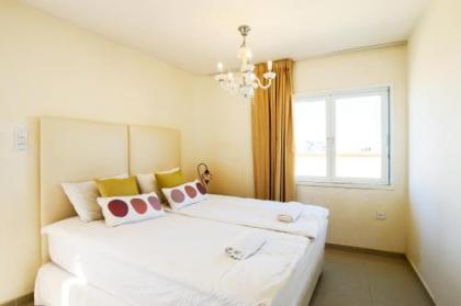 Penthouse with Panoramic View by FeelHome - image 3