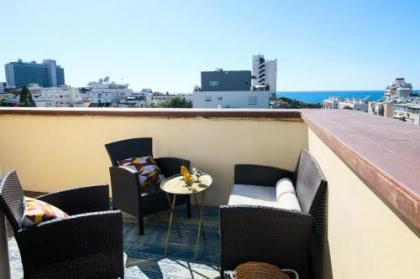 Penthouse with Panoramic View by FeelHome - image 9