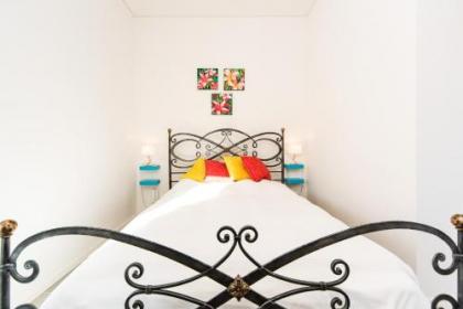 Bright 1BR Apartment w Balcony & Mamad 10 min Walk from Beach by Sea N' Rent - image 19