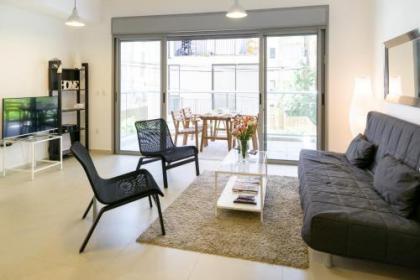 Quiet Hideaway & Terrace near Beach by FeelHome - image 8