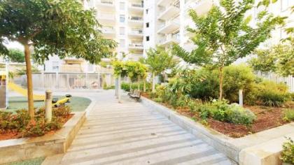 Design 1 Bdr Apartment Florentine #TL18 - image 15