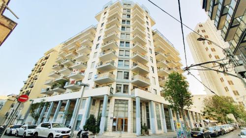 Design 1 Bdr Apartment Florentine #TL18 - image 6