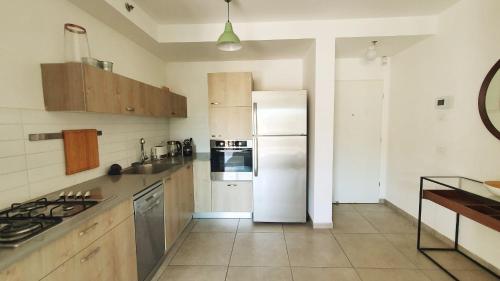 Design 1 Bdr Apartment Florentine #TL18 - image 7