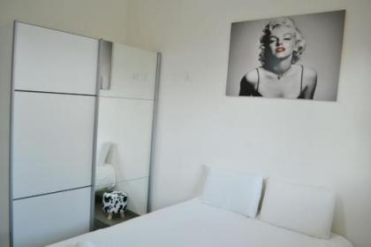 City Living Apartment w/ Parking & Balcony by Sea N' Rent - image 15