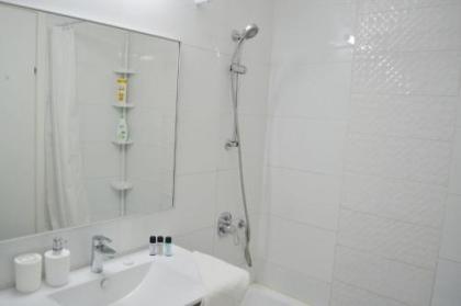 City Living Apartment w/ Parking & Balcony by Sea N' Rent - image 20