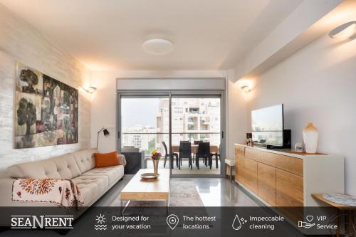 Beautiful Apts w/ Large Balcony & Parking by Sea N' Rent - image 6